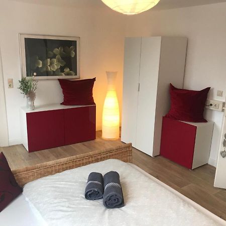 Schone, Helle Und Geraumige Innenstadtwohnung Ravensburg Eksteriør bilde