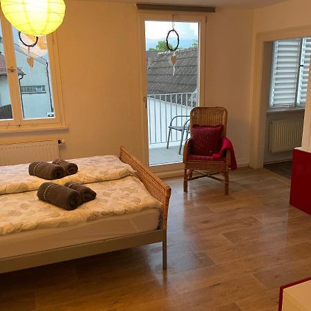 Schone, Helle Und Geraumige Innenstadtwohnung Ravensburg Eksteriør bilde